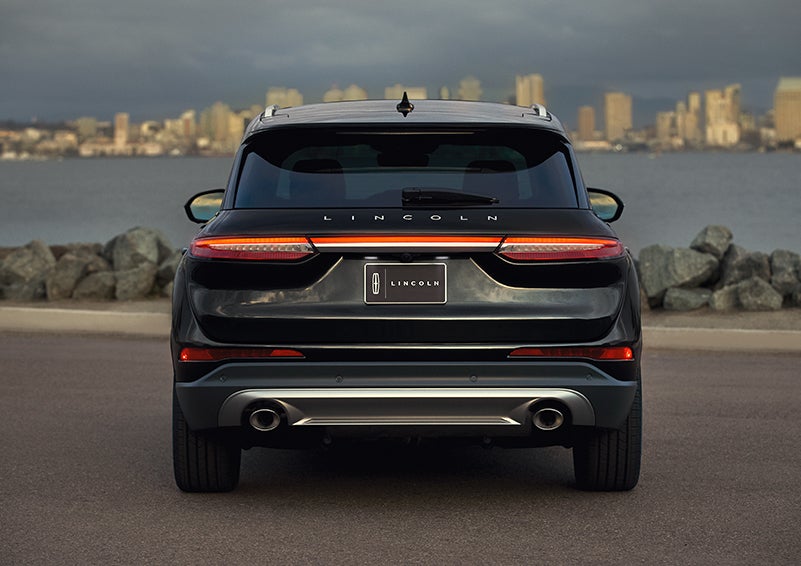 The rear lighting of the 2024 Lincoln Corsair® SUV spans the entire width of the vehicle. | George Ballentine Lincoln in Greenwood SC