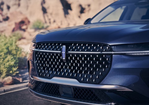 The stylish grille of a 2024 Lincoln Nautilus® SUV sparkles in the sunlight. | George Ballentine Lincoln in Greenwood SC